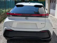 Usata Toyota C-HR Eco 152 CV (111 kW) 2024 Bianco SUV