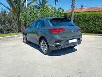 Usata VW T-Roc 116 CV (85 kW) 2019 Grigio SUV