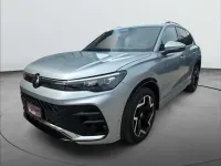 Usata VW Tiguan R-line 150 CV (110 kW) 2024 Dolomite silver SUV