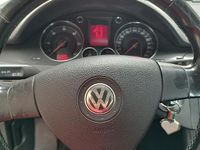 Begagnad VW Passat 140 HK (102 kW) 2005 Svart Sedan