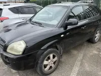 Second-hand Hyundai Tucson 112 CP (82 kW) 2004 Negru SUV