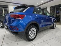 Usata VW T-Roc Life 116 CV (85 kW) 2023 Blu SUV