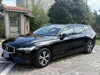 Usata Volvo V60 Business Edition 150 CV (110 kW) 2019 Nero Station wagon