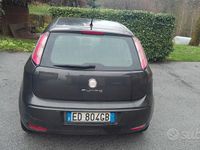 Usata Fiat Grande Punto Dynamic 90 CV (66 kW) 2010 Nero Utilitaria