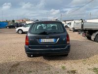 Usata Ford Focus 116 CV (85 kW) 2001 Grigio Station wagon