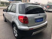 Usata Fiat Sedici Dynamic 120 CV (88 kW) 2006 Argento SUV