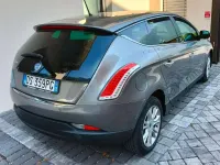 Usata Lancia Delta 120 CV (88 kW) 2008 Grigio Utilitaria