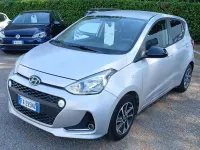 Usata Hyundai i10 Advanced 65 CV (47 kW) 2019 Argento Utilitaria