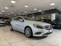 Usata Mercedes A180 122 CV (89 kW) 2015 Argento Utilitaria
