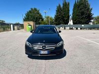 Usata Mercedes E220 Premium Plus 194 CV (142 kW) 2017 Nero Berlina