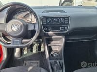 Usata VW up! 60 CV (44 kW) 2015 Rosso Utilitaria