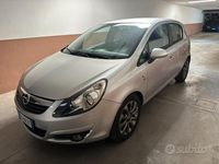 Usata Opel Corsa Edition 85 CV (62 kW) 2010 Grigio Utilitaria