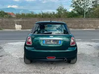 Usata Mini Cooper 109 CV (80 kW) 2009 Verde Utilitaria