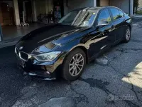 Usata BMW 318 Efficient Dynamics 143 CV (105 kW) 2013 Nero Berlina