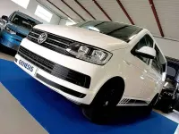 Usata VW Caravelle 150 CV (110 kW) 2016 Bianco Furgone