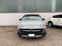 Usata Opel Adam Rocks 69 CV (50 kW) 2016 Grigio Utilitaria