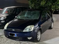 Usata Ford Fiesta 68 CV (50 kW) 2003 Blu Utilitaria