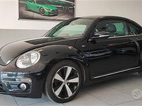 Usata VW Beetle R-line 140 CV (102 kW) 2014 Nero Utilitaria