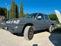 Usata Nissan Navarra 2002 Grigio SUV