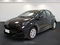 Usata Toyota Yaris Hybrid Active 116 CV (85 kW) 2025 Nero Berlina