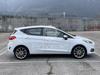 Usata Ford Fiesta Vignale 100 CV (73 kW) 2018 Bianco Utilitaria