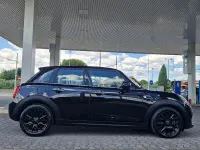 Usata Mini ONE 75 CV (55 kW) 2021 Nero Utilitaria