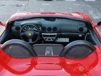 Usata Ferrari 360 400 CV (294 kW) 2002 Rosso Cabrio