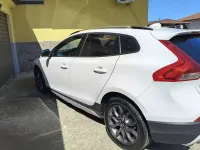 Usata Volvo V40 CC Momentum 150 CV (110 kW) 2016 Bianco Station wagon