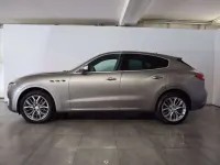 Usata Maserati Levante 250 CV (183 kW) 2018 Grigio SUV