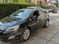 Usata Opel Astra Cosmo 125 CV (91 kW) 2012 Nero Station wagon