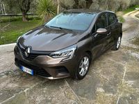 Usata Renault Clio V 101 CV (74 kW) 2019 Marrone Berlina