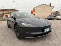 Usata Tesla Model 3 Standard Range 235 kW (320 CV) 2025 Grigio Berlina