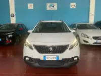 Usata Peugeot 2008 Access 75 CV (55 kW) 2017 Bianco SUV