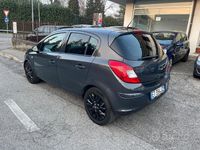 Usata Opel Corsa Edition 86 CV (63 kW) 2014 Grigio Berlina