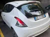 Usata Lancia Ypsilon 84 CV (61 kW) 2021 Bianco Utilitaria