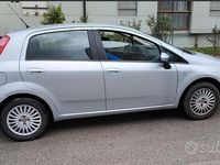 Usata Fiat Grande Punto Dynamic 77 CV (56 kW) 2009 Grigio Utilitaria