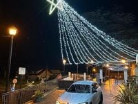 Usata BMW 125 300 CV (220 kW) 2013 Grigio Utilitaria