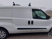 Usata Fiat Doblò 120 CV (88 kW) 2021 Bianco Monovolume