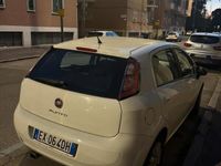 Usata Fiat Punto Lounge 77 CV (56 kW) 2014 Bianco Utilitaria
