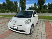 Usata Toyota iQ 68 CV (50 kW) 2010 Utilitaria