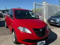 Usata Lancia Ypsilon Gold 69 CV (50 kW) 2014 Rosso Utilitaria