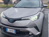 Usata Toyota C-HR Lounge 98 CV (72 kW) 2017 Argento SUV
