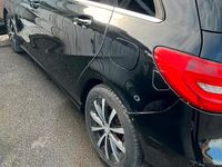 Usata Mercedes B180 109 CV (80 kW) 2015 Utilitaria