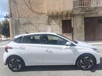 Usata Hyundai i20 101 CV (74 kW) 2021 Bianco Utilitaria