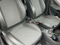 Usata Opel Corsa Cosmo 90 CV (66 kW) 2006 Nero Utilitaria