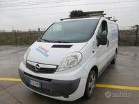 Usata Opel Vivaro 114 CV (83 kW) 2009 Bianco Monovolume