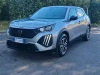 Usata Peugeot 2008 Active 102 CV (75 kW) 2024 SUV