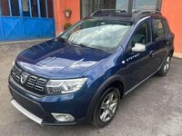 Usata Dacia Sandero Prestige 90 CV (66 kW) 2018 Blu/azzurro Berlina