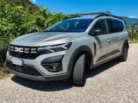 Usata Dacia Jogger Extreme 101 CV (74 kW) 2023 Grigio Monovolume