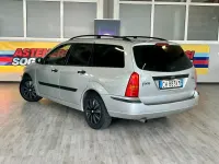 Usata Ford Focus 101 CV (74 kW) 2003 Argento Station wagon